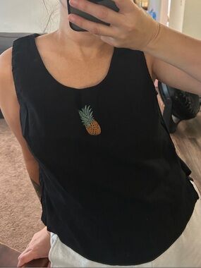 Black Pineapple Embroidered Tank Top - Women